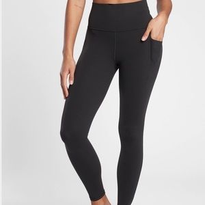 Athleta Salutation Stash Pocket Legging S